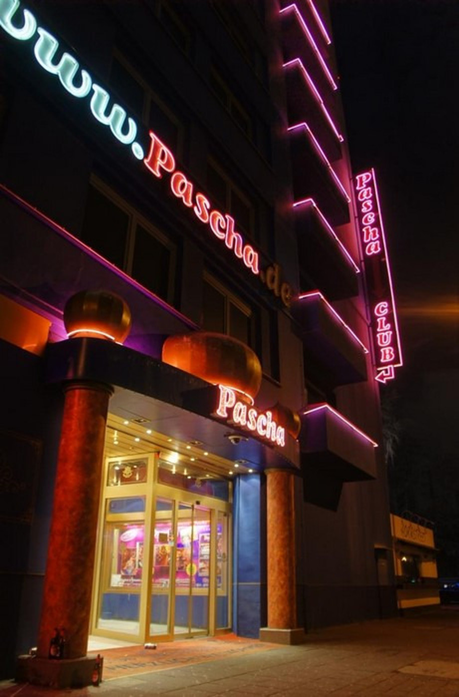 Pascha Laufhaus Köln (D) (4/7)