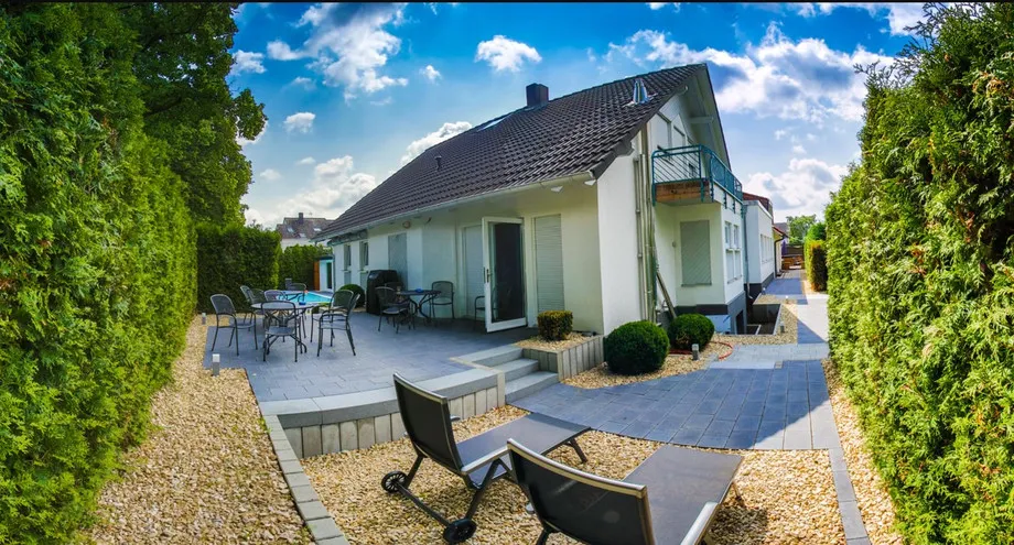 Freudenhaus Holzwickede/Dortmund (D)