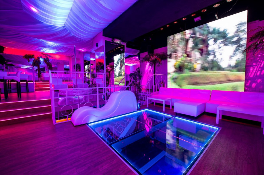 FKK Sauna Club Prague (CZ) (3/5)